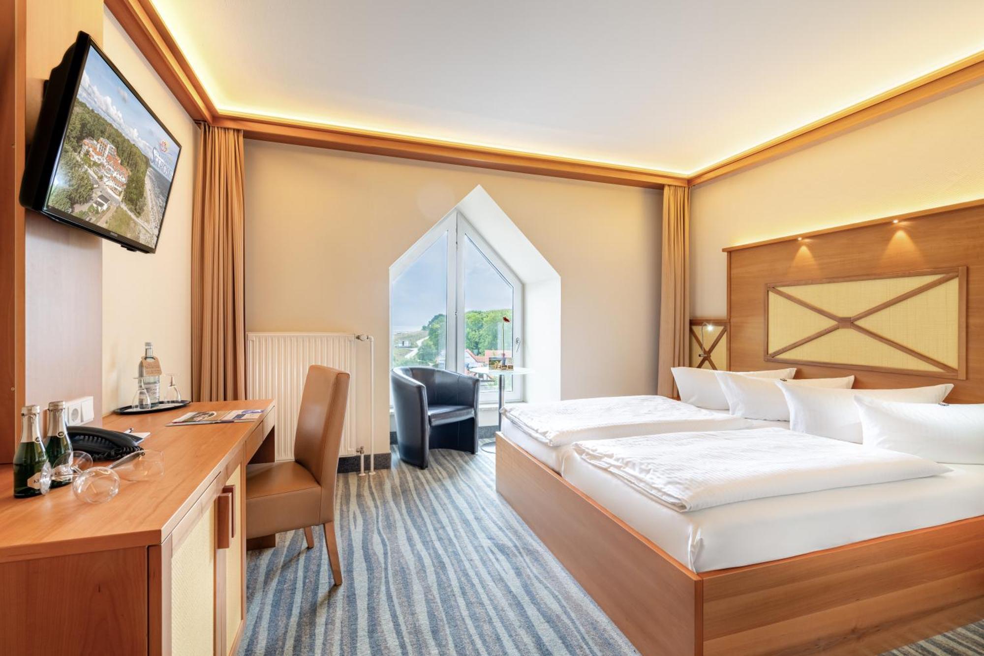 Strandhotel Seerose Kölpinsee Εξωτερικό φωτογραφία