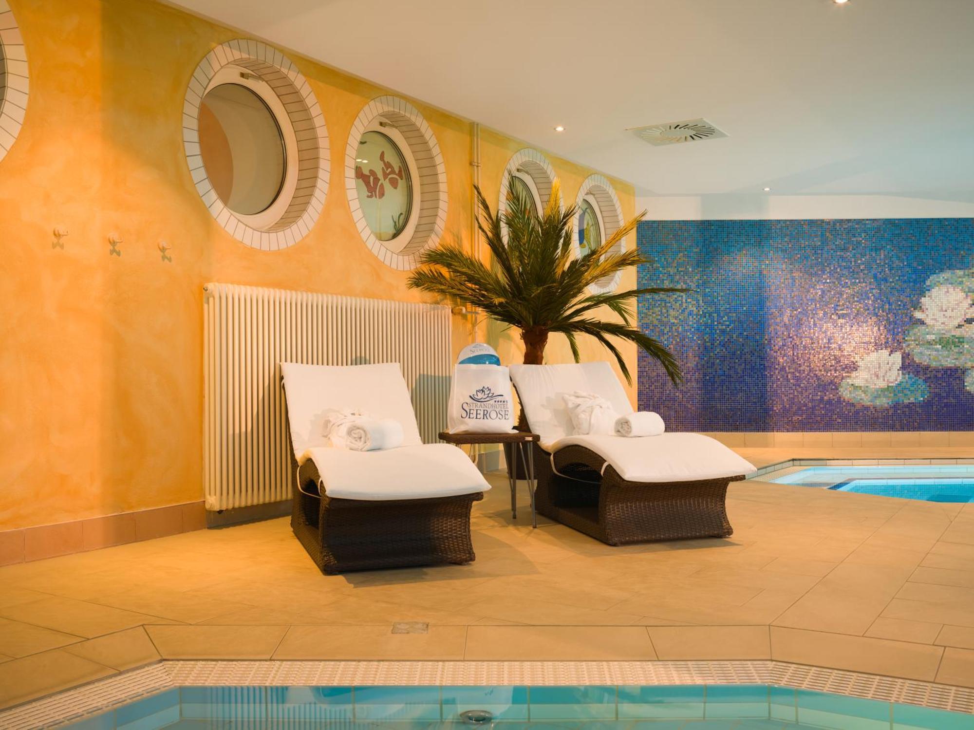 Strandhotel Seerose Kölpinsee Εξωτερικό φωτογραφία