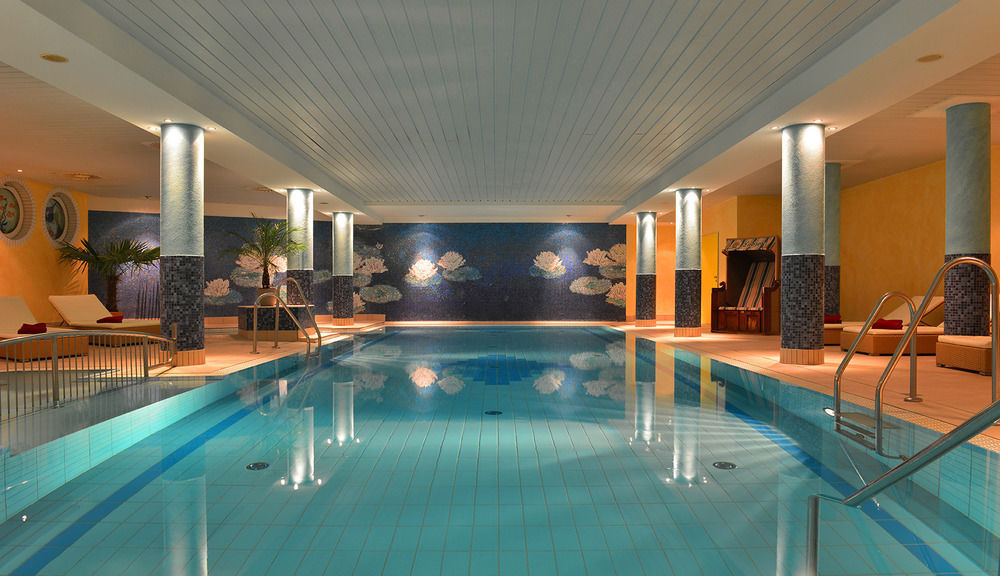 Strandhotel Seerose Kölpinsee Εξωτερικό φωτογραφία