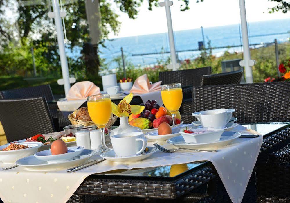 Strandhotel Seerose Kölpinsee Εξωτερικό φωτογραφία