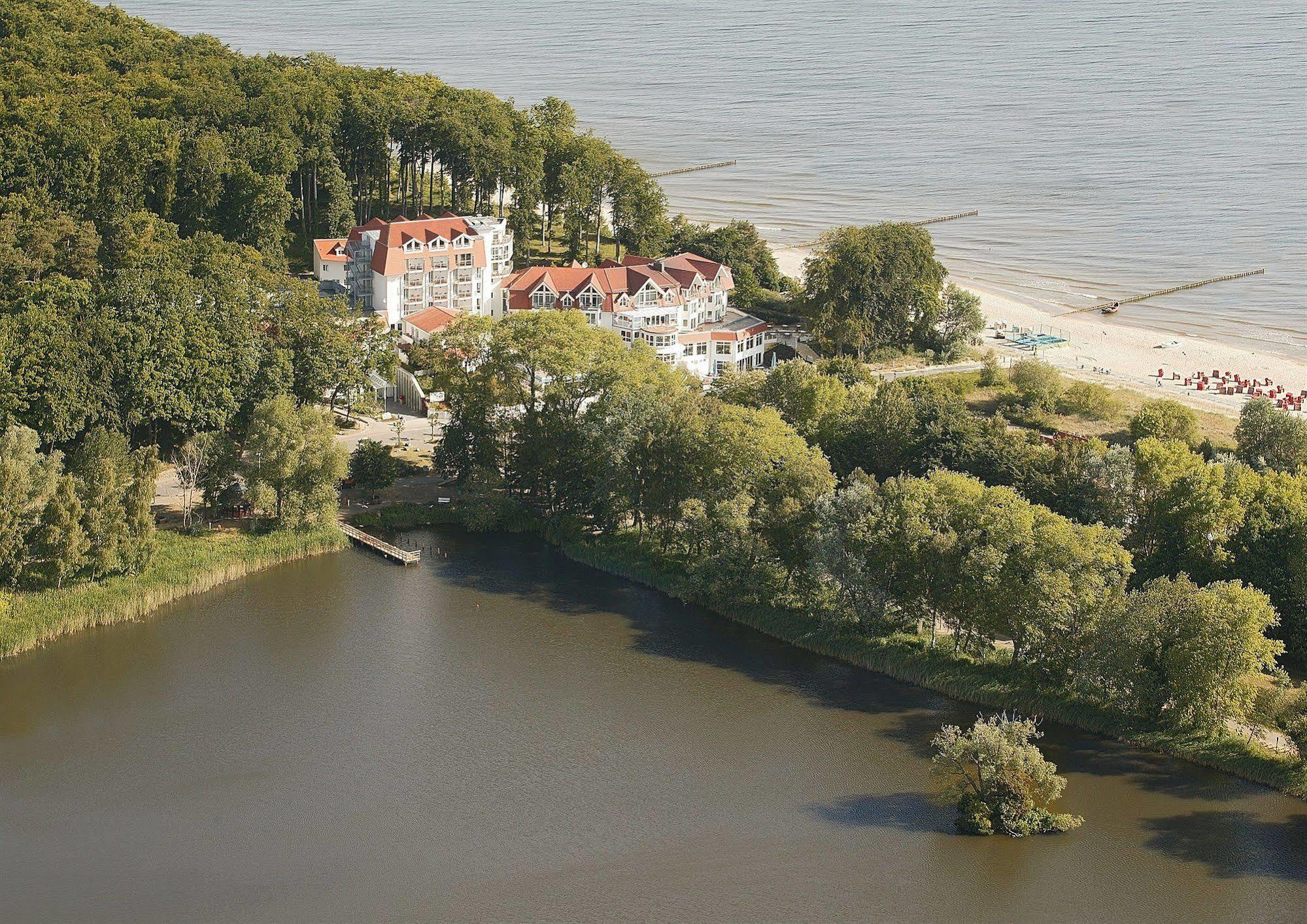 Strandhotel Seerose Kölpinsee Εξωτερικό φωτογραφία